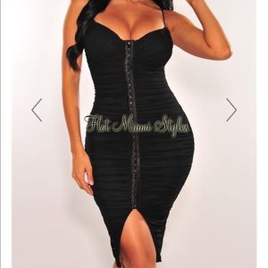 Black Mesh Padded Hook & Eye Ruched Dress